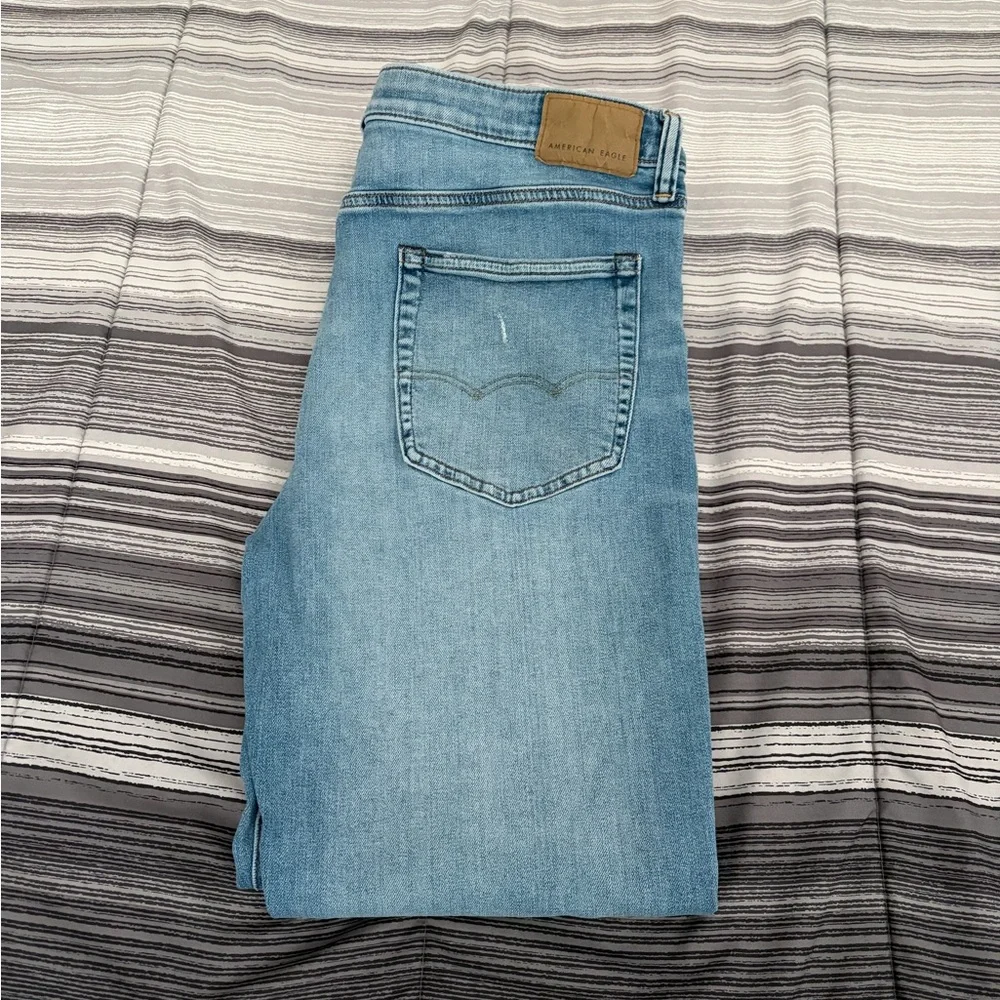 Men’s American Eagle Light Wash Original Straight Jeans - Picture 8 of 8
